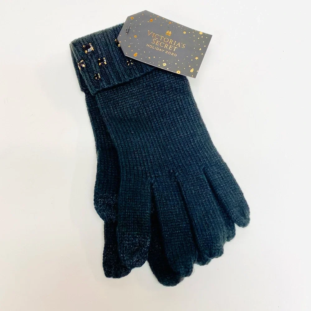 New Victoria’s Secret Touch Screen Gloves Knit Luxe Gem Holiday 2020 Rhinestone